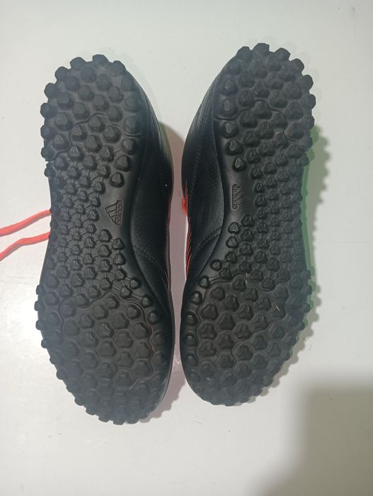 Ghete de fotbal Adidas Predator de sintetic