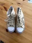 Vand tenisi marimea 37, nu Converse