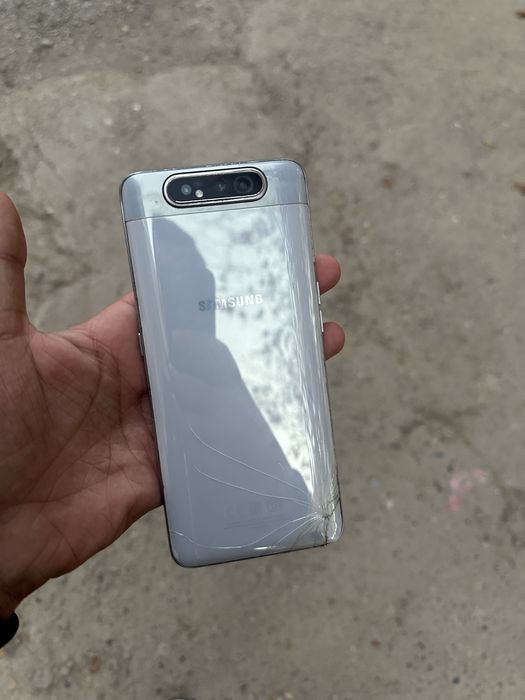 Samsung A80 8/128 gb