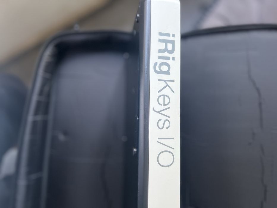IK Multimedia iRig Keys I/O 49 cu husa originala