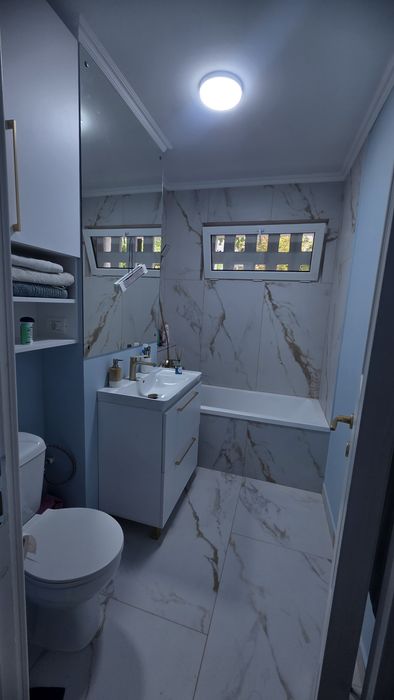 Apartament 3 camere decomandate Podu Ros FĂRĂ RISC!!