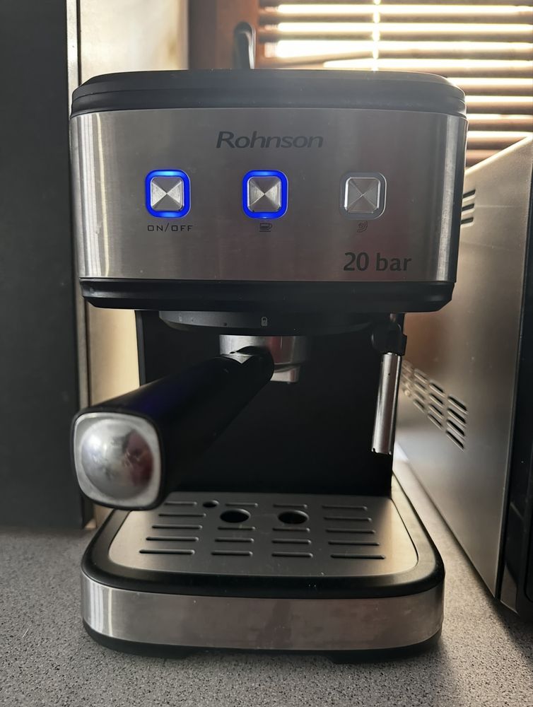 Еспресо кафемашина Rohnson R-987