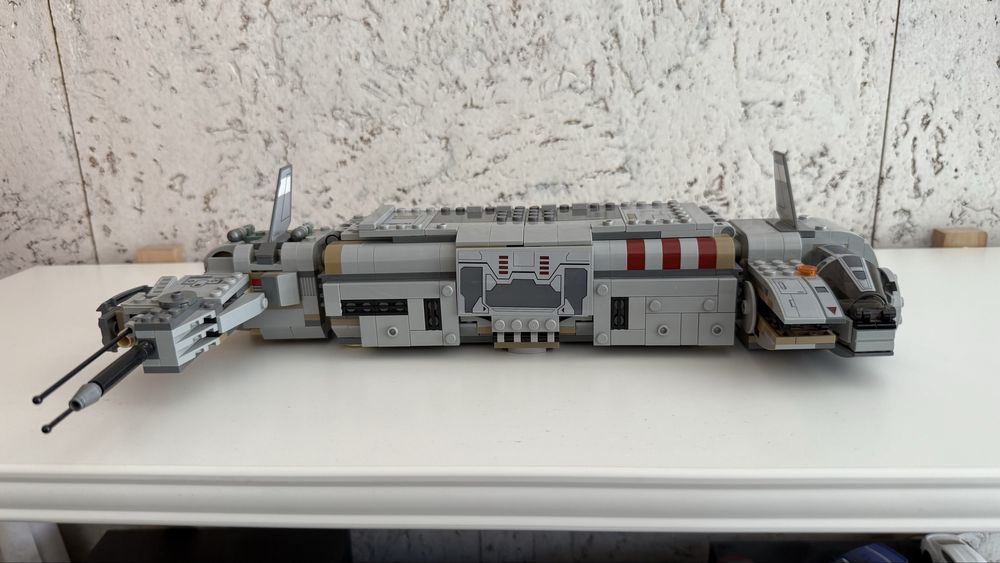 LEGO Star Wars Resistance Troop Transporter (Set 75140)
