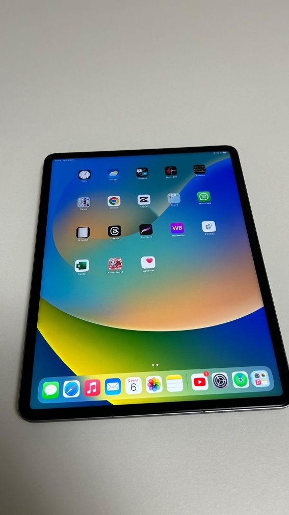 iPad 12.9 Pro 8/256 gb. WiFi+5G SIM card. В идеальном состоянии.