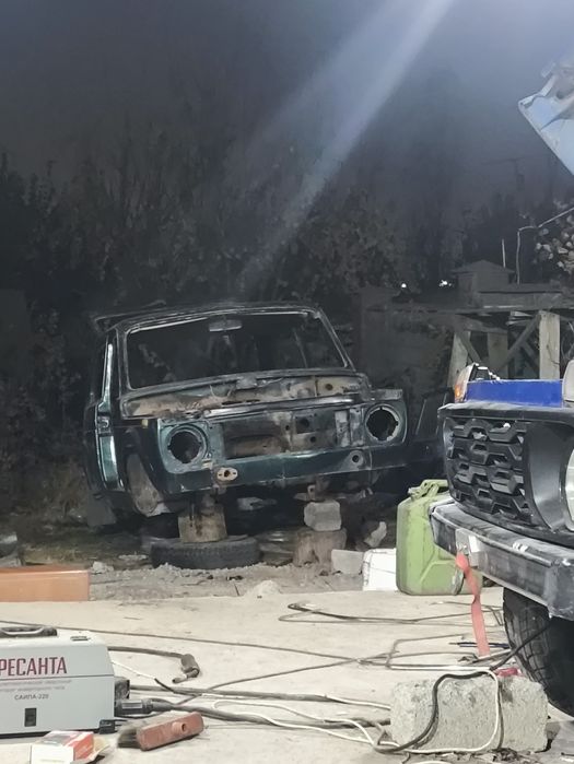 Продам кузов Нива