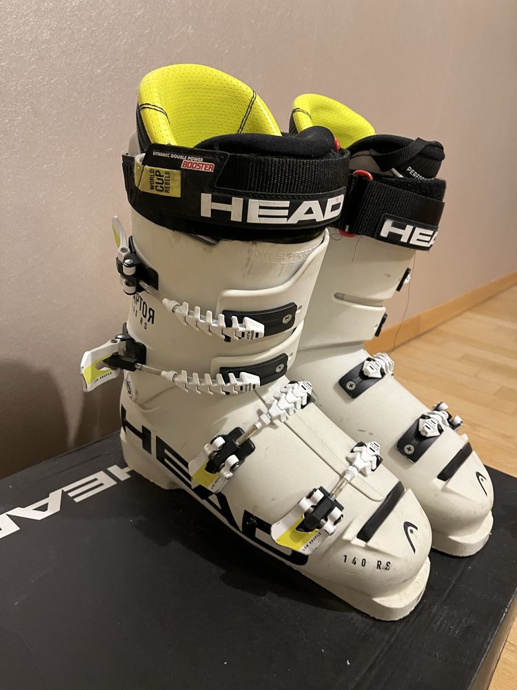 Clapari ski HEAD RAPTOR 140 275