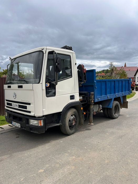 Iveco 3500 kg cu macara basculabil
