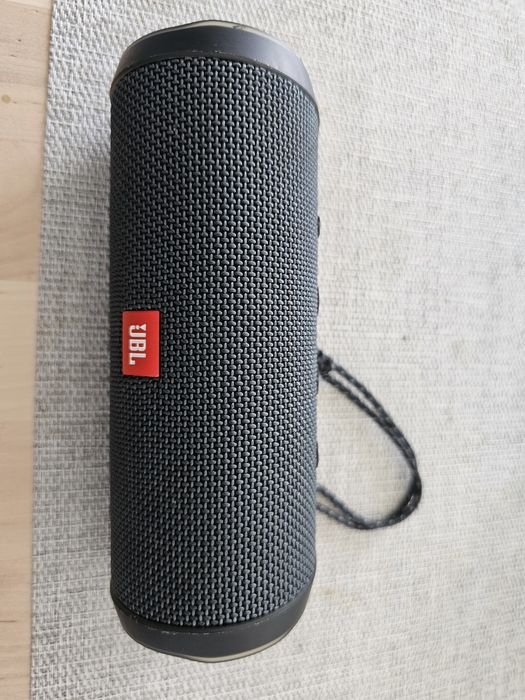 JBL Flip4 si JBL FLIP Essential 2, originale