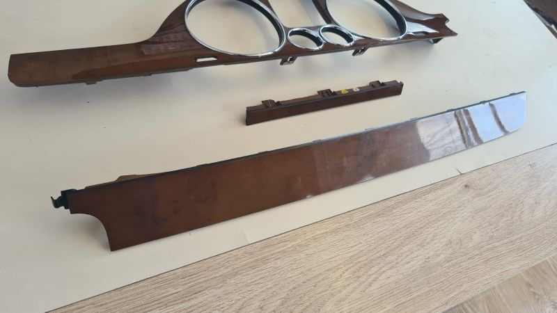 Лайсни за Passat В6 махагон