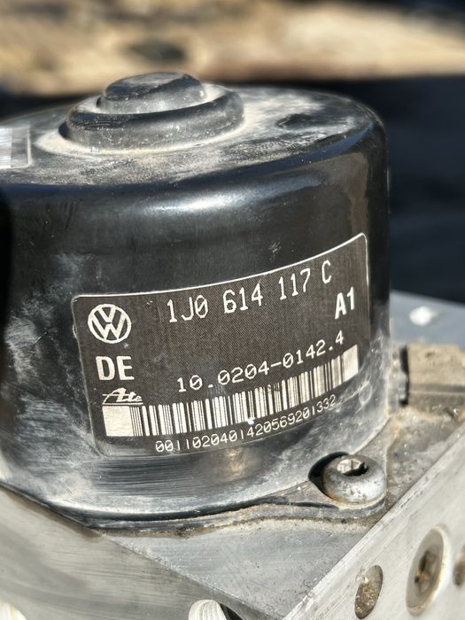 ABS Модул за Golf 4 1.9 TDI 110 AHF