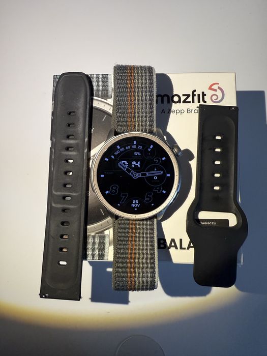 Vand smartwatch Amazfit Balance/ garanție