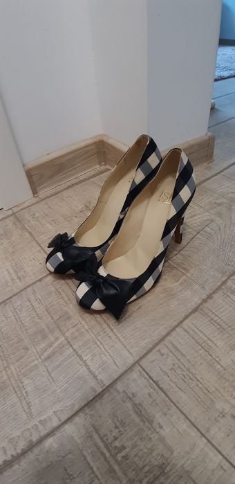 Pantofi piele Isabela Lorusso,piele naturala,comozi ,superbi 39