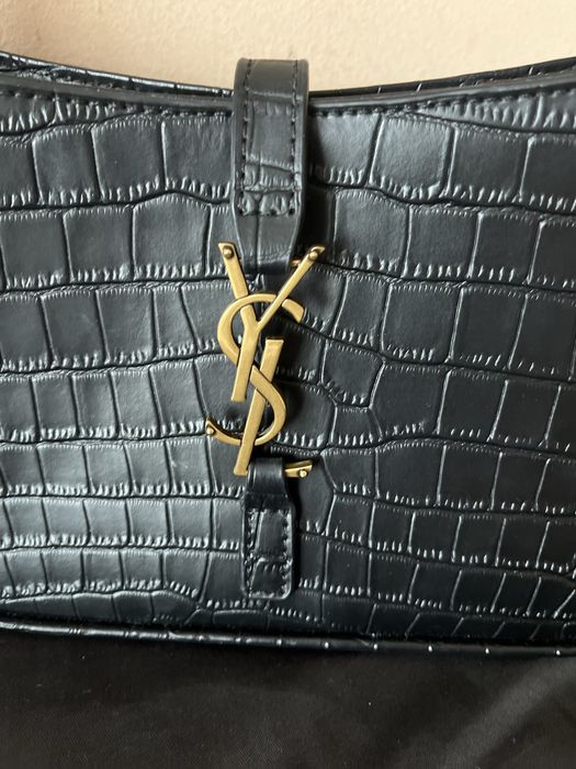 Чантичка YSL естествена кожа