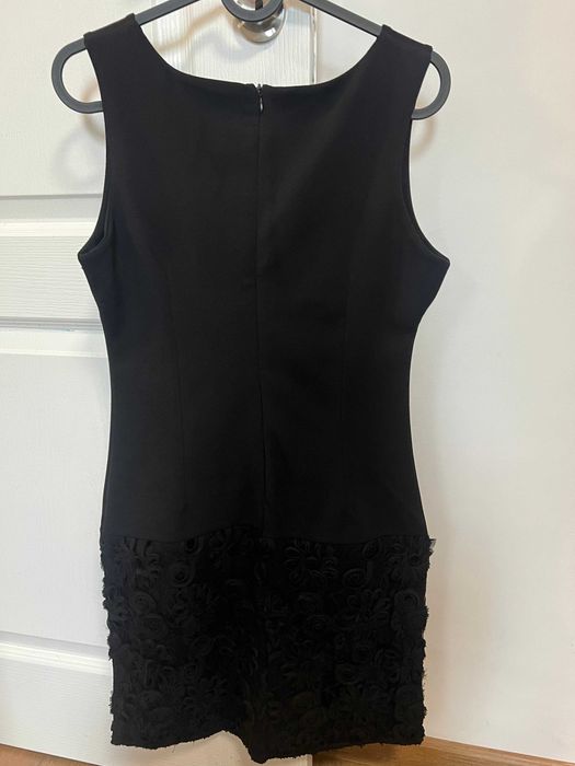 Черна мини рокля С-М размер КАТО НОВА