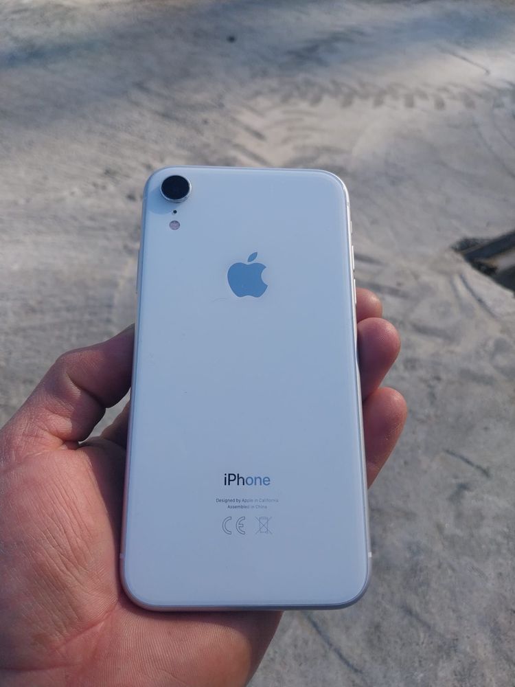 Schimb iphon xr silver