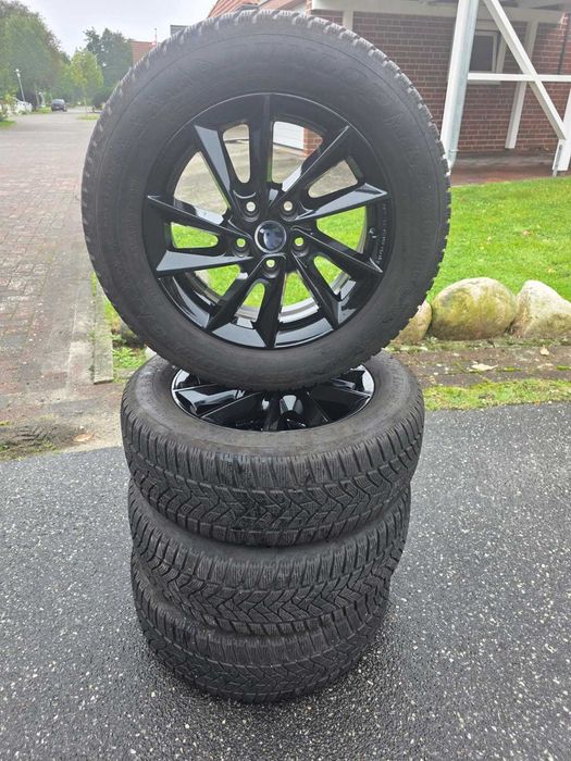 Roti complete iarna M+S Skoda Karoq jante aliaj 215/60R16+anvelope noi