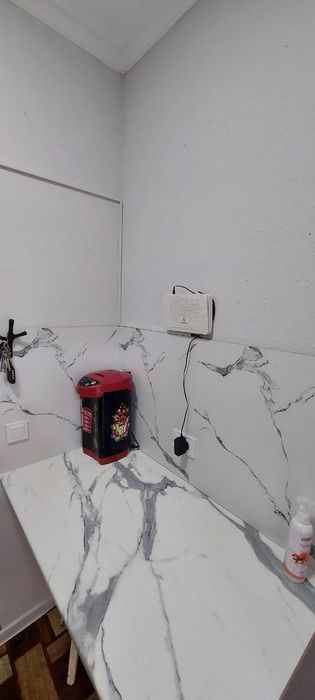 Срочно продаётся 1 комнатная квартира 4 этаж