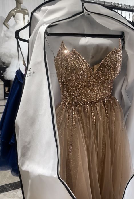 Официална рокля Стоян Радичев