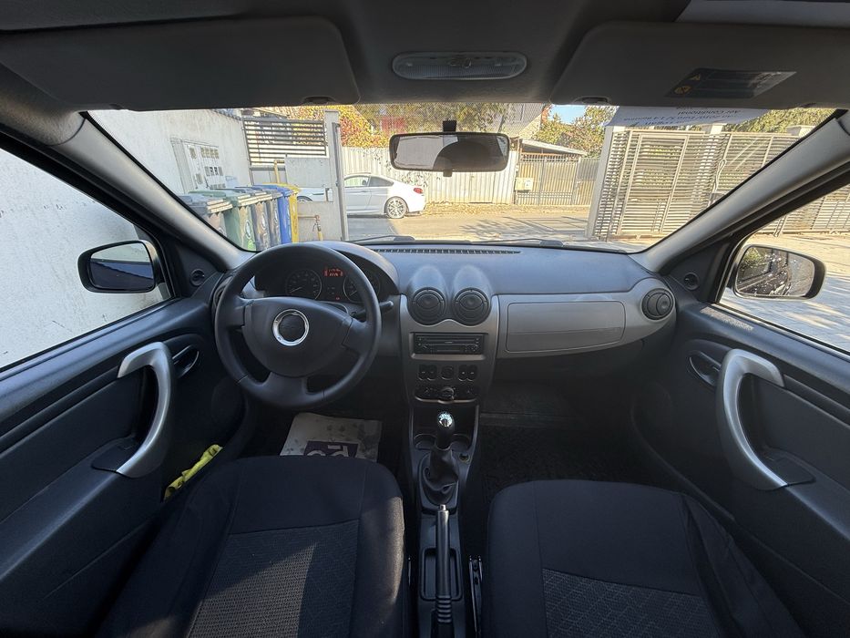 Dacia Logan 2010 / 110.000km / 1.4 benzina