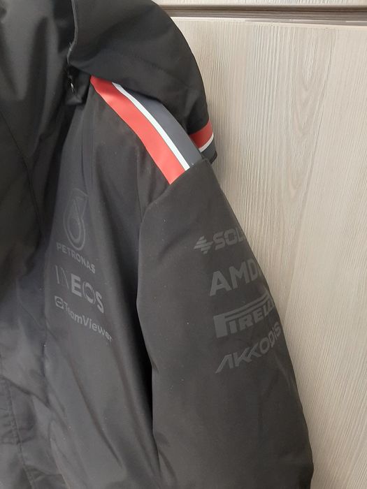 Geacă iarnă nouă XS petronas AMG Formula One Team