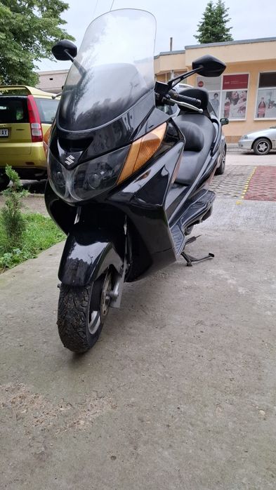 Suzuki Burgman 400