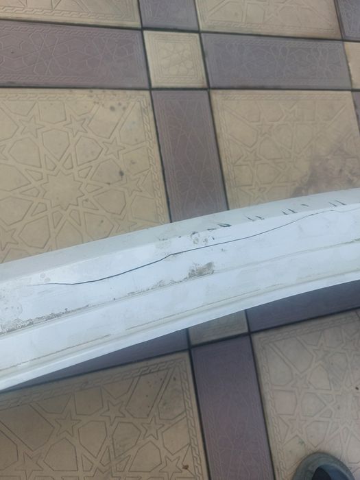 Бампер задний оригинал