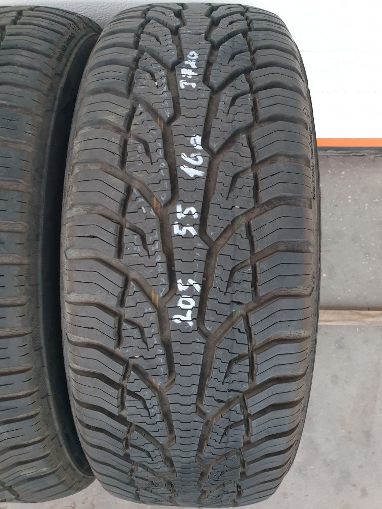 Всесезони гуми 2 броя UNIROYAL AllSeasonExpert2 205 55 R16 дот 3720