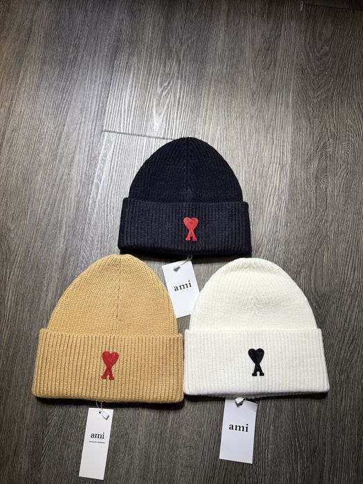 Caciula Fes Ami Paris noua/new