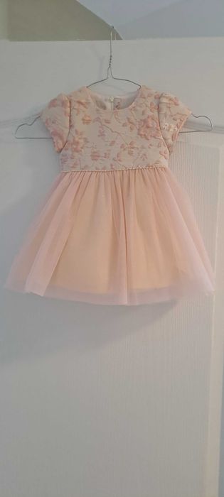 Vand compleu rochita si haina de botez/ocazie pentru fetite masura 68