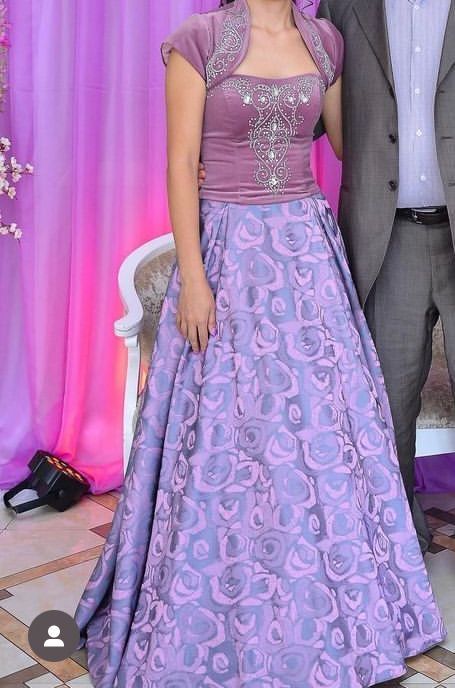 Платье на узату