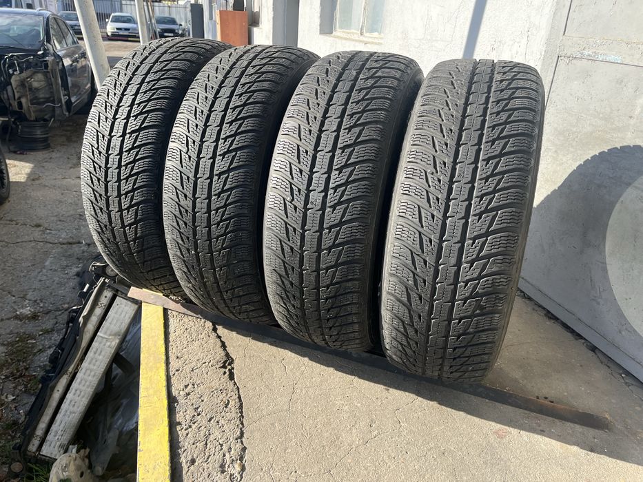 4 бр. зимни гуми 235/65/17 Nokian SUV 5,5-6 mm DOT 2316