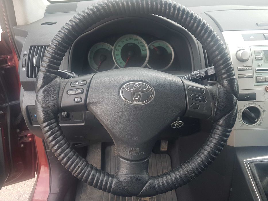 Toyota Corolla Verso 2.2 на части Тойота Корола Версо 2.2 на части