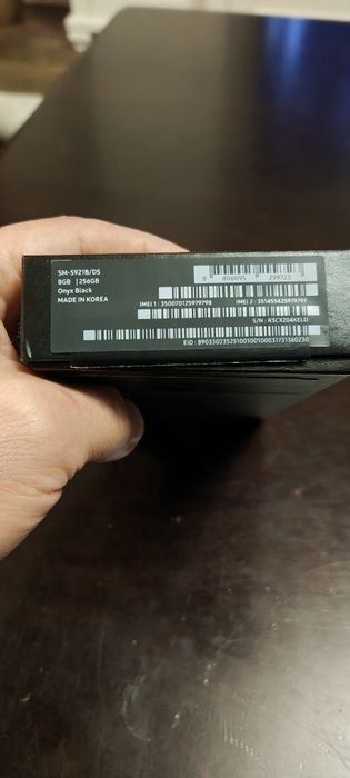 Samsung Galaxy S24 / Onyx Black / 256 Gb / 8 Gb Ram