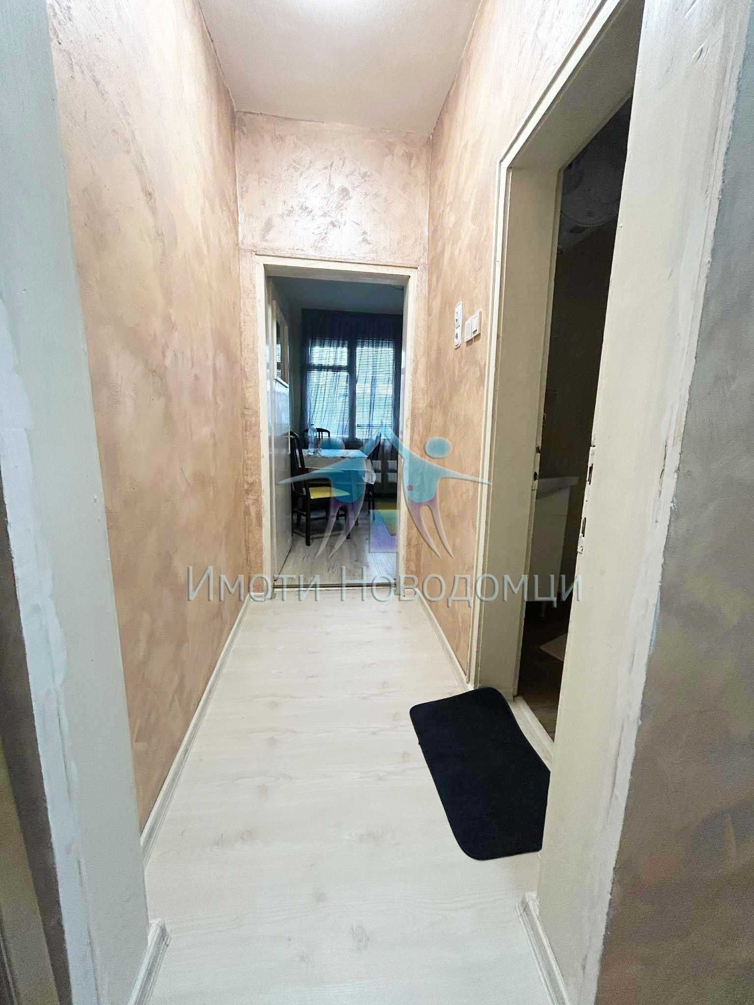 Продава се двустаен ТУХЛЕН апартамент в гр. Шумен, кв. Херсон
