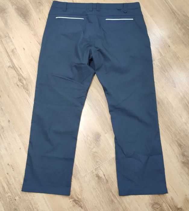 Pantaloni Oakley mărimea 40x32