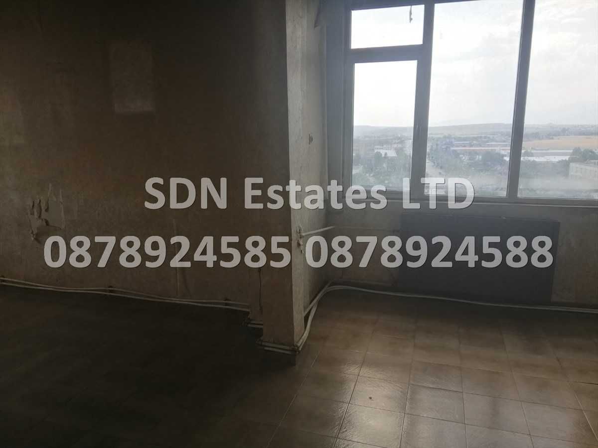 Продава се Тристаен апартамент в Казанлък - 96 кв.м за 489 €/кв.м - Снимка #4