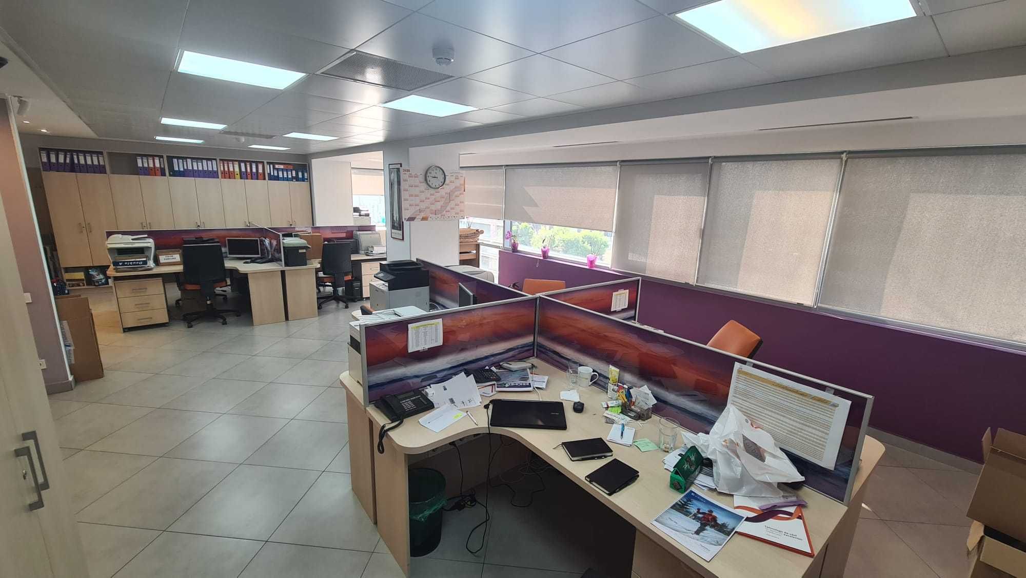 13 Sept-Prosper- Spatiu birouri 80 mp  pret 12 euro mp