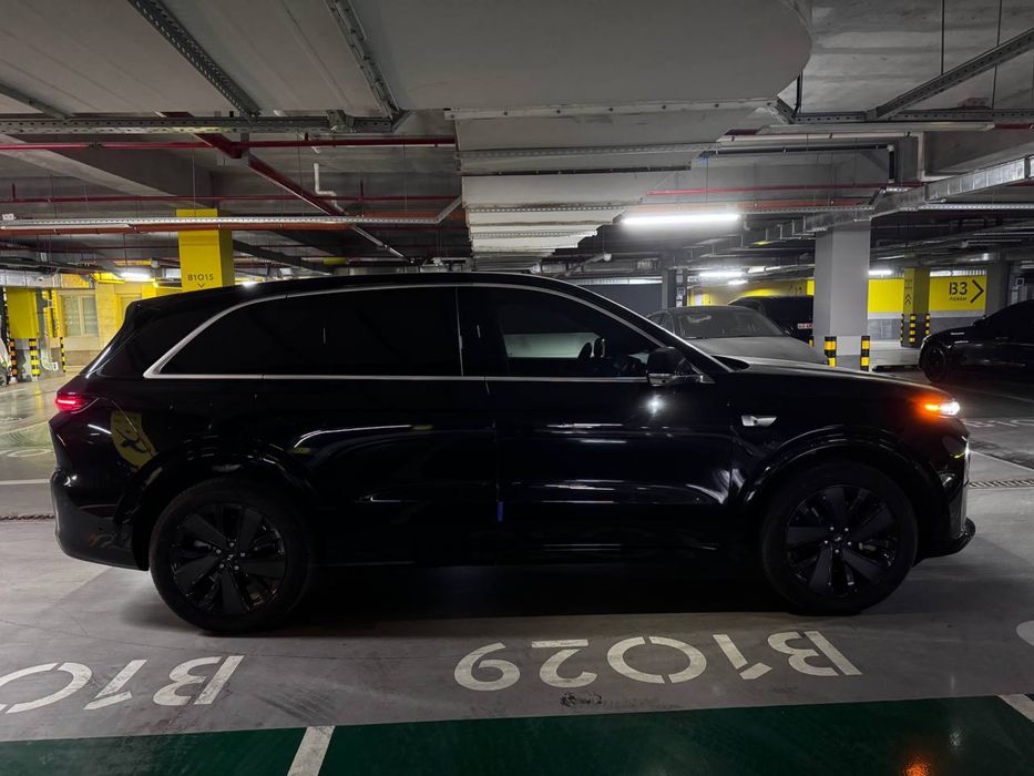 Lixiang L6 pro 2024/25