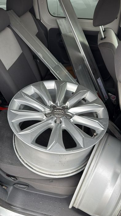 Jante Audi 18''+ senzori presiune
Conectează-te

Ai spus:
Jante audi c