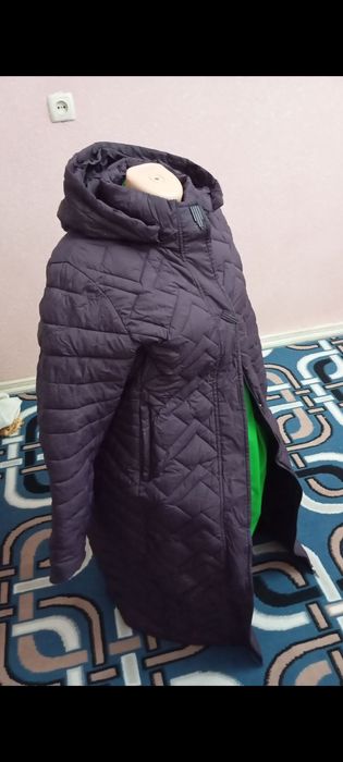 Ayollar kurtkasi sotiladi