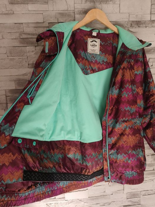 Geacă schi/ Pantaloni/ Căciulă damă