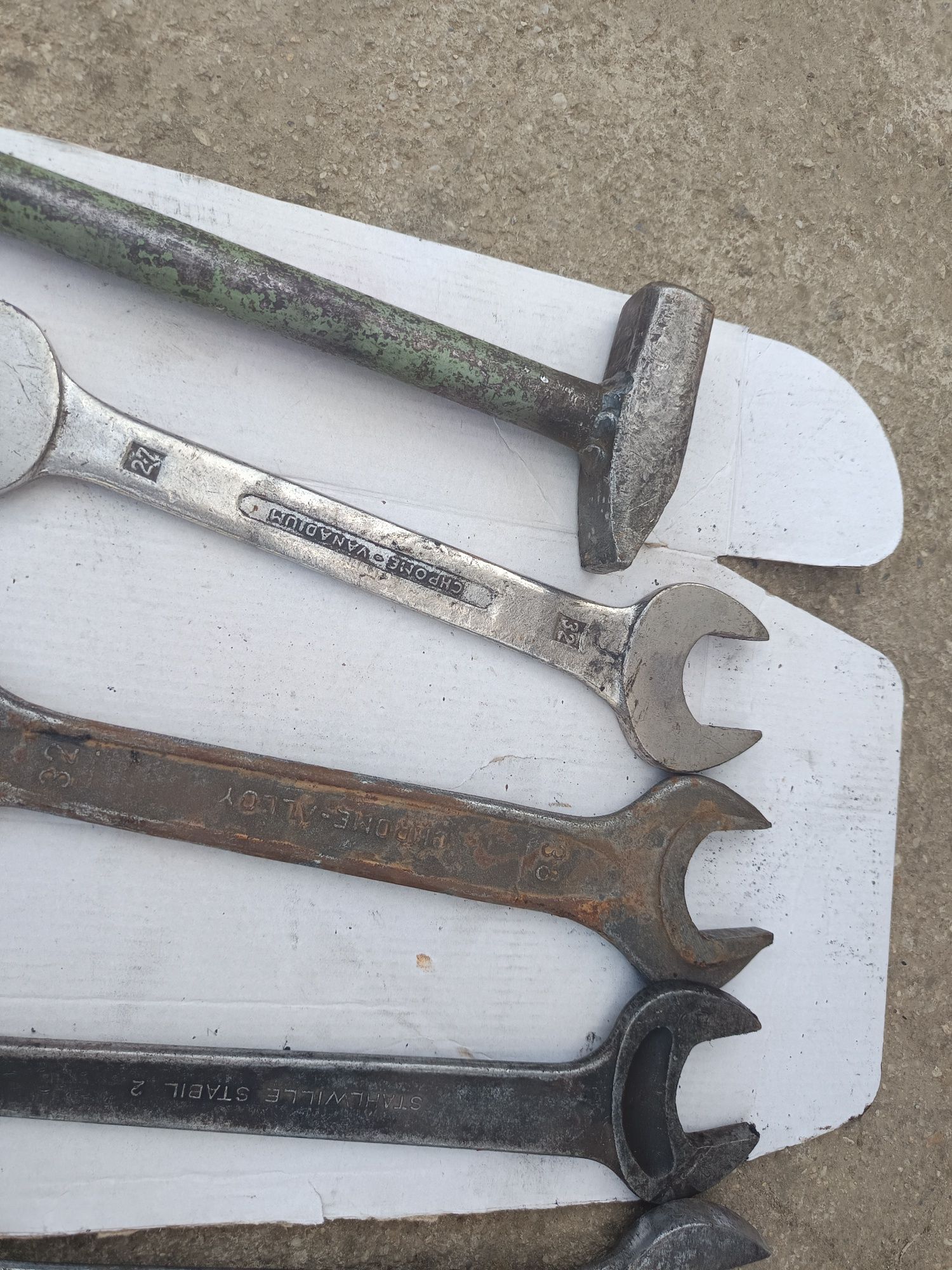Lot de cheii fixe,prelungitor și ciocan metal turnat