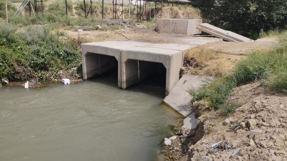 Мостовой плитала сотлади