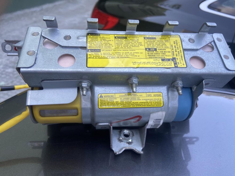Пасажерски airbag за Toyota