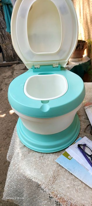 Vând WC (oliță). copii cu vârsta până  de  pana în 3,4 ani