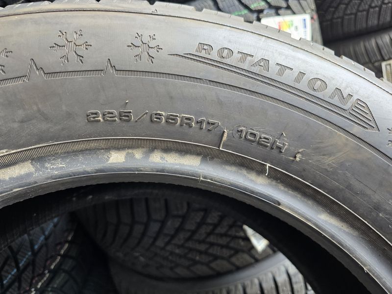 225/65/17 DUNLOP 4бр