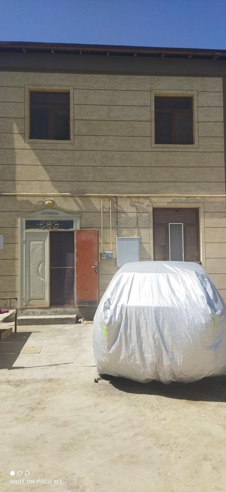 Boʻron zapravka 2 etajli uy sotiladi
