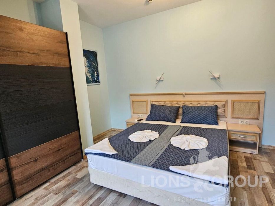 Продава се Тристаен апартамент в к.к. Златни пясъци - 100 кв.м за 1850 €/кв.м - Снимка #9