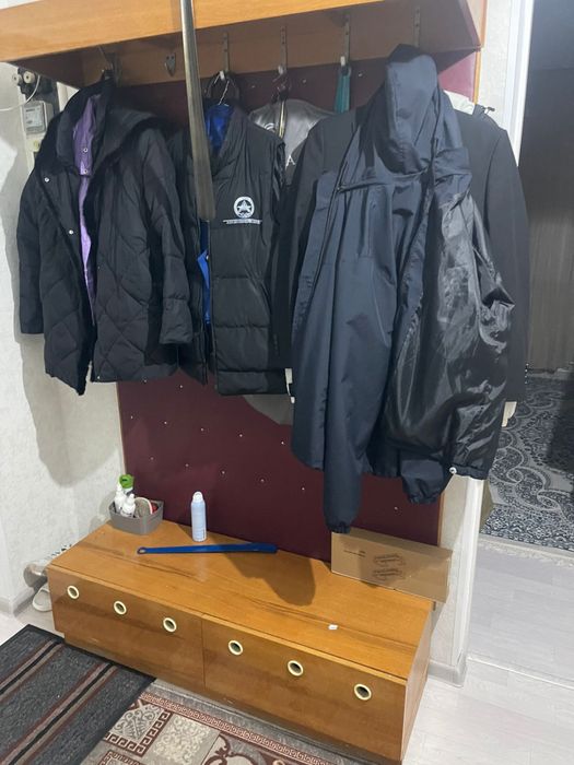 Прихожая вешалка срочно даром