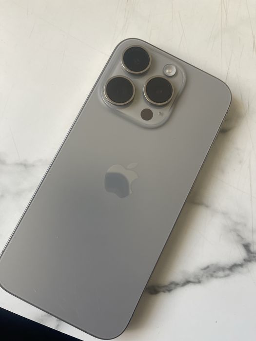 Продам айфон 15 про , 128 гб